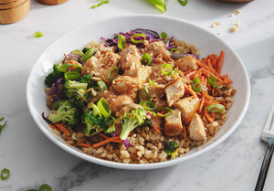 Low Carb Peanut Chicken Buddha Bowl