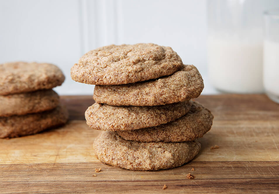 Family Style Almond Butter Cookies
