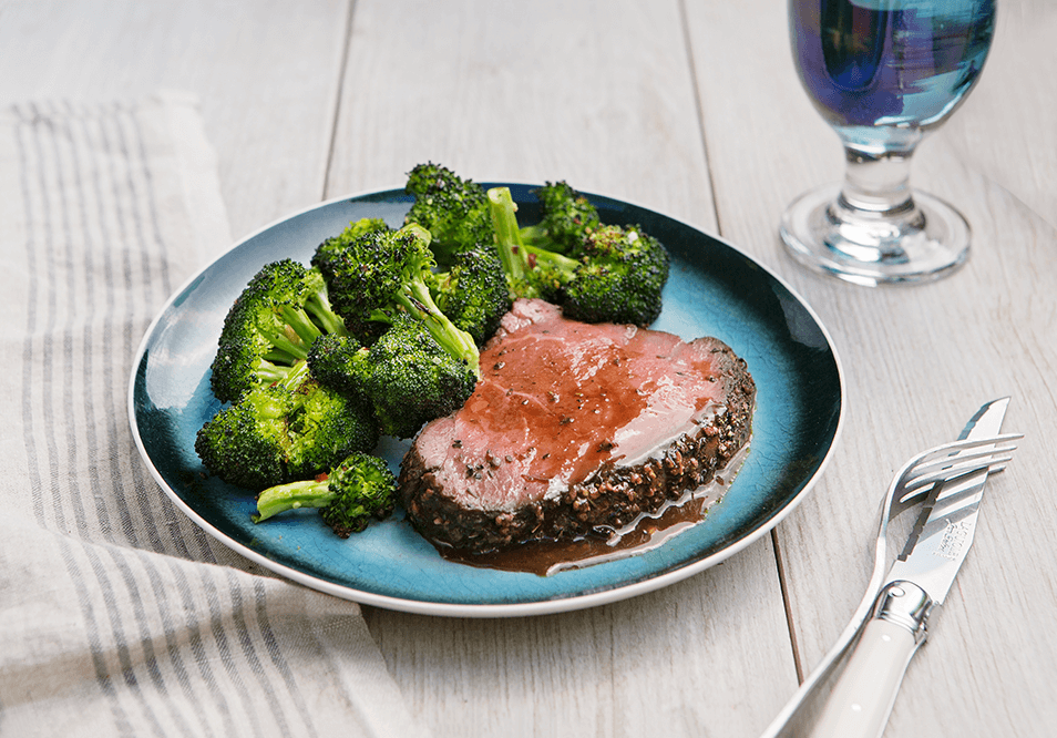 Peppered Grass-Fed Beef Roast with Au Jus and Garlicky Roasted Broccoli